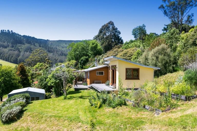 Photo of property in 18 Orokonui Road, Waitati, 9085