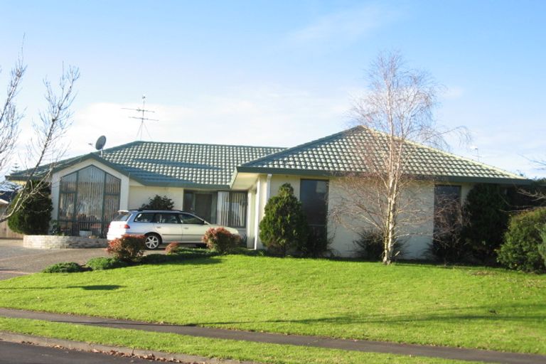 Photo of property in 7 Linicro Place, Wattle Downs, Auckland, 2103