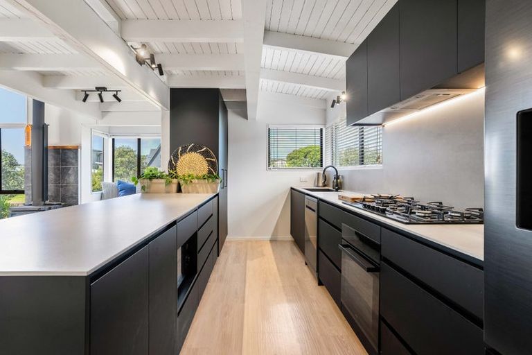 Photo of property in 122b Pauanui Boulevard, Pauanui, Hikuai, 3579