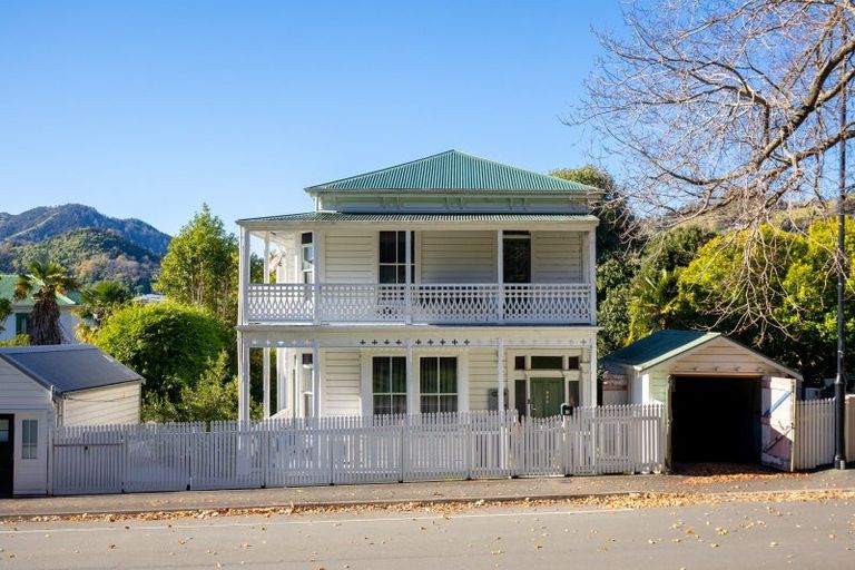 Photo of property in 349 Trafalgar Square, Nelson, 7010