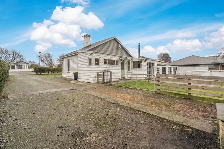 Photo of property in 17 Halton Street, East Gore, Gore, 9710