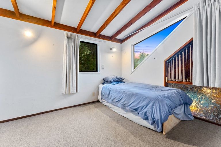 Photo of property in 934 Sandspit Road, Sandspit, Warkworth, 0982