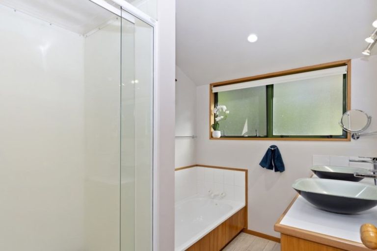 Photo of property in 115b Welcome Bay Road, Welcome Bay, Tauranga, 3112