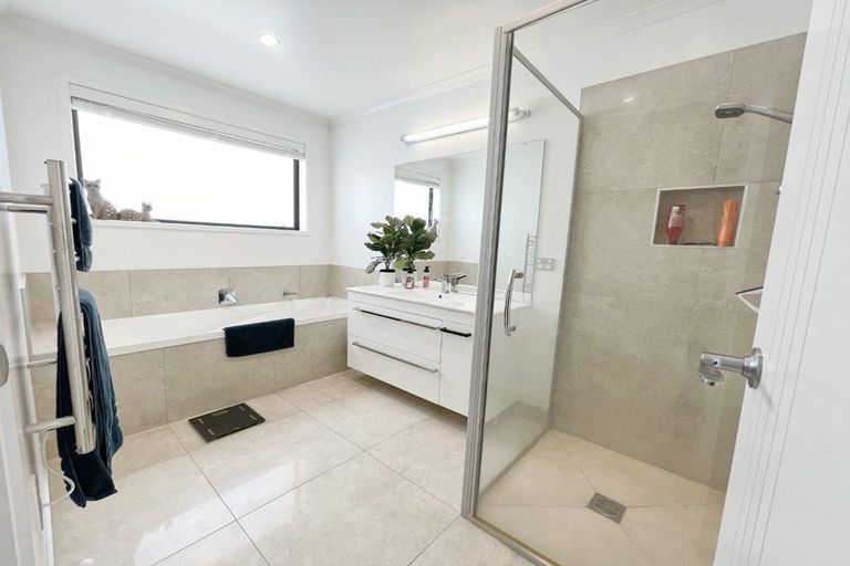 Photo of property in 49 Westmuir Crescent, Pokeno, 2402