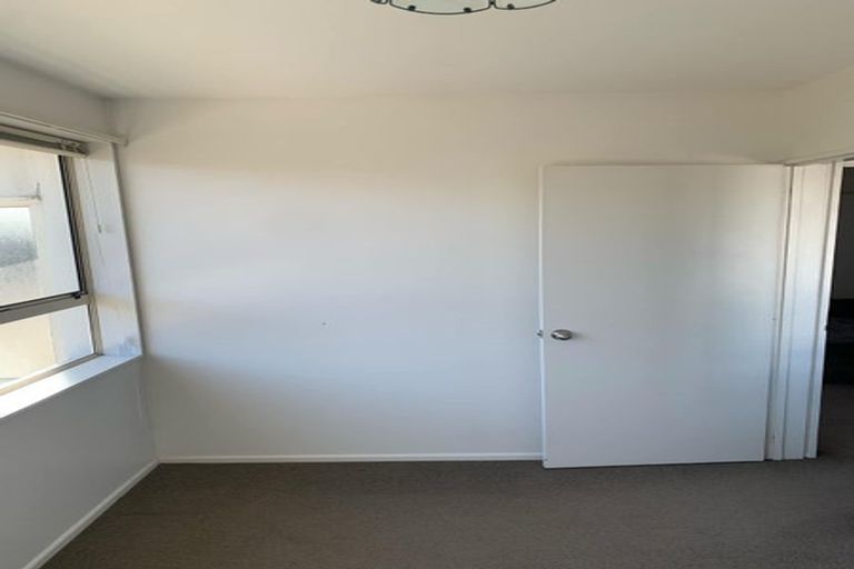 Photo of property in 1/25 Prestons Road, Redwood, Christchurch, 8051