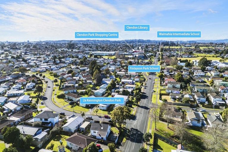 Photo of property in 1/2 Kennington Drive, Clendon Park, Auckland, 2103