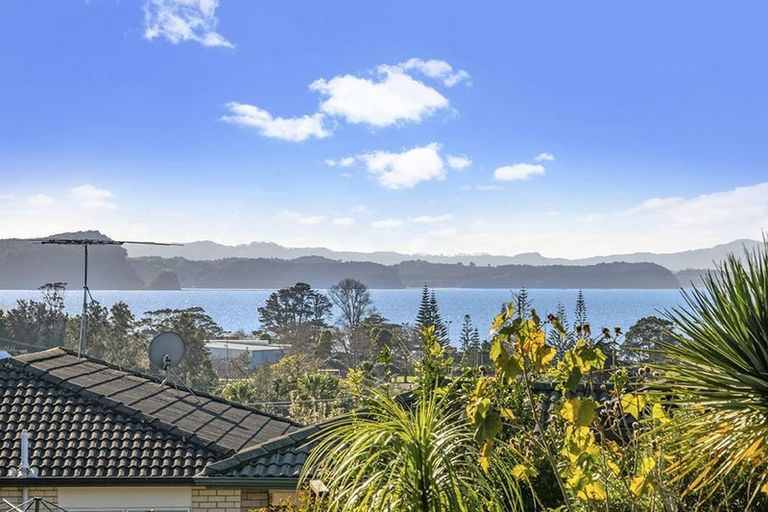 Photo of property in 77 Elan Place, Stanmore Bay, Whangaparaoa, 0932