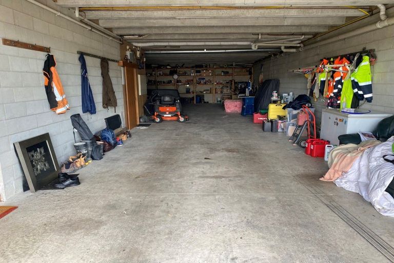 Photo of property in 12 Grove Avenue, Weston, Oamaru, 9401