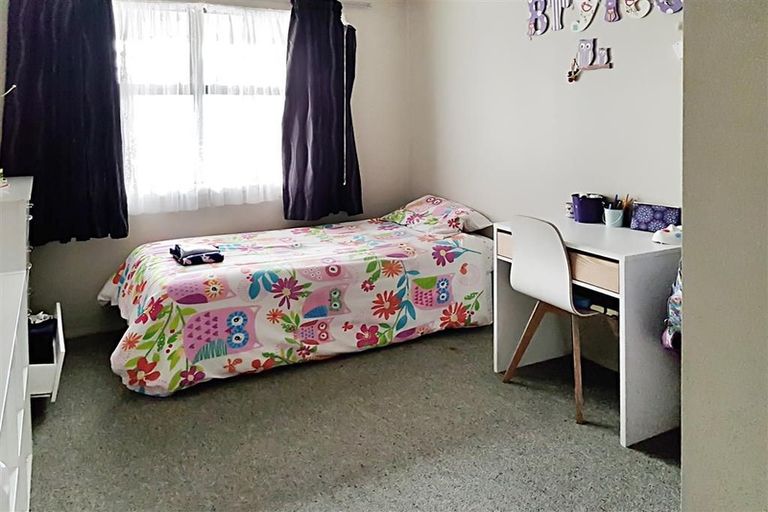 Photo of property in 52a Metcalfe Road, Ranui, Auckland, 0612