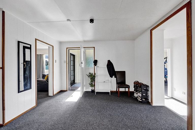 Photo of property in 13 Collins Street, Hawera, 4610