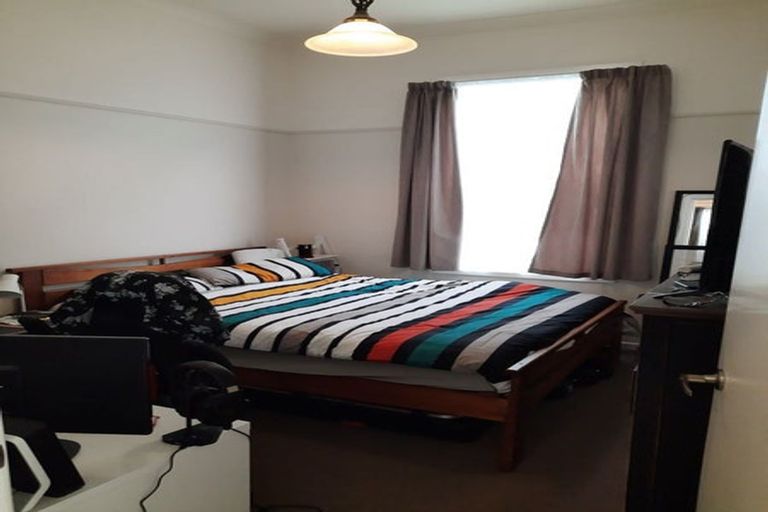 Photo of property in 26 Wilson Street, Newtown, Wellington, 6021