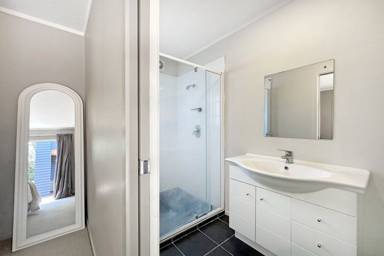 Photo of property in 6 Yasmin Lane, Kinloch, Taupo, 3377