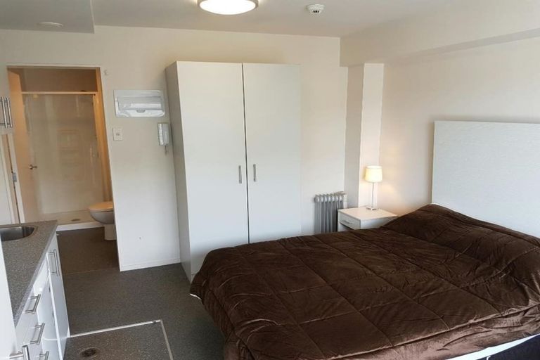 Photo of property in The Peak Apartments, 1001/170 Taranaki Street, Te Aro, Wellington, 6011