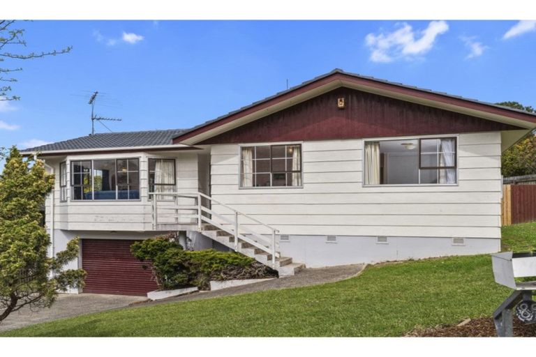 Photo of property in 89 Langana Avenue, Browns Bay, Auckland, 0630