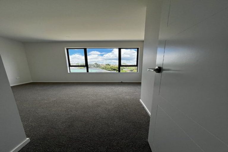 Photo of property in 7a Hinau Street, New Lynn, Auckland, 0600