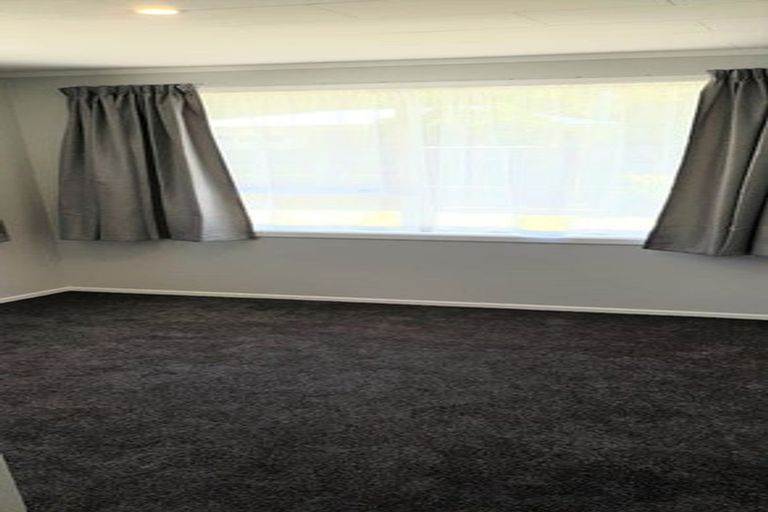 Photo of property in 1/80 Airlie Road, Plimmerton, Porirua, 5026