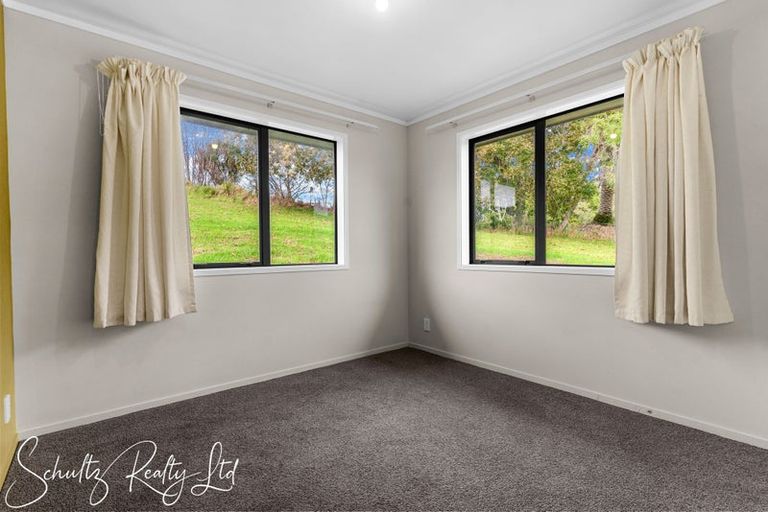 Photo of property in 260 Mountain Road, Maungaturoto, 0587