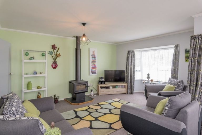 Photo of property in 73 Liverpool Street, Levin, 5510