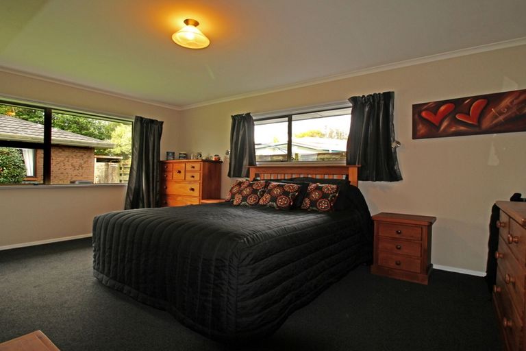 Photo of property in 24 Havill Street, Takaro, Palmerston North, 4410