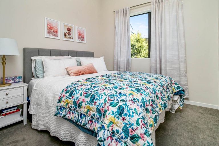 Photo of property in 29 Cirrus Way, Ranui, Auckland, 0612