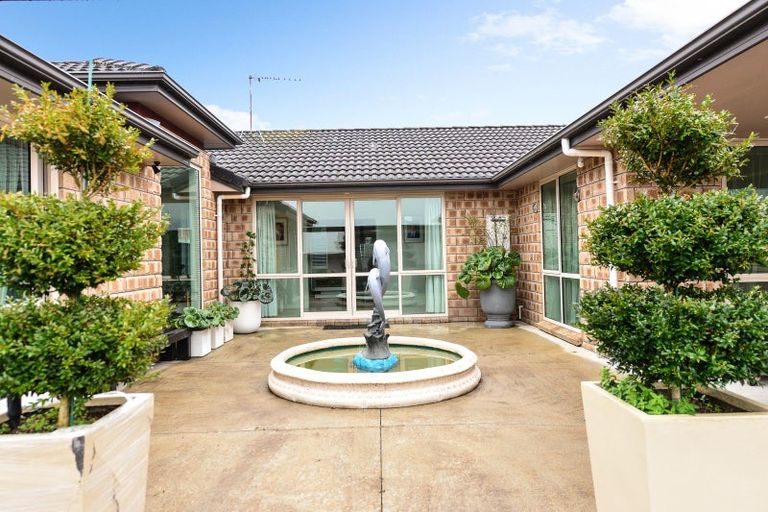 Photo of property in 10 Sinead Court, Grandview Heights, Hamilton, 3200