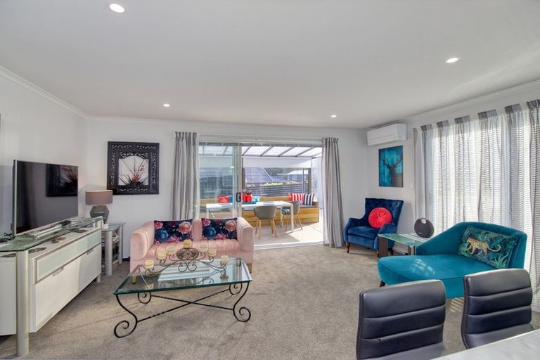 Photo of property in 1 Wharuka Glade, Mangawhai, 0505