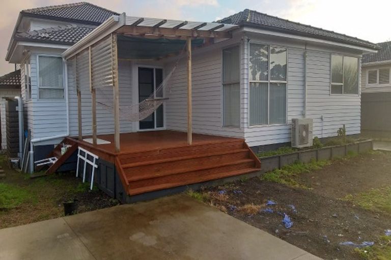 Photo of property in 5 Harrow Place, Manurewa, Auckland, 2102