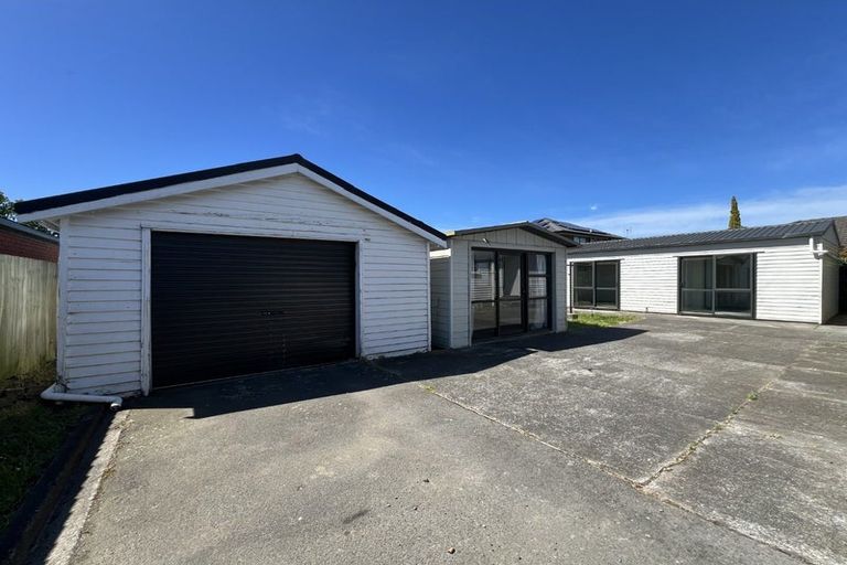 Photo of property in 9 Wharenui Road, Upper Riccarton, Christchurch, 8041