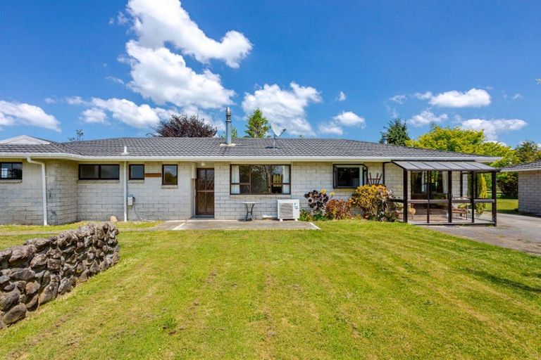 Photo of property in 292 Tamaki River Road, Dannevirke, 4972