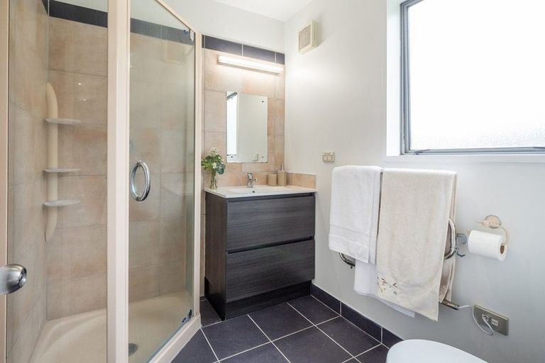 Photo of property in 44 Sylvan Street, Lake Hayes, Queenstown, 9304