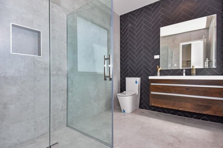 Photo of property in 16 Milano Boulevard, Karaka, Papakura, 2113