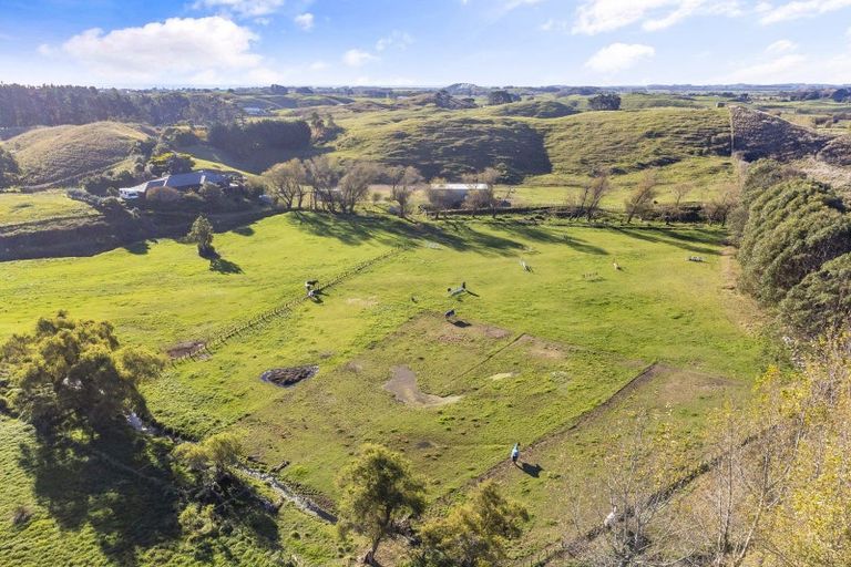 Photo of property in 84 Derham Road, Te Horo, Otaki, 5581