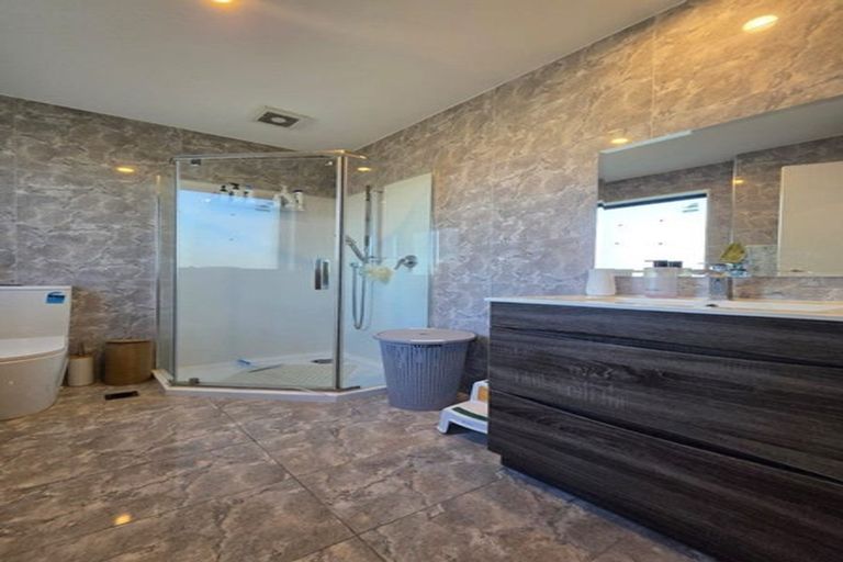 Photo of property in 38c Greenhill Crescent, Pakuranga, Auckland, 2010