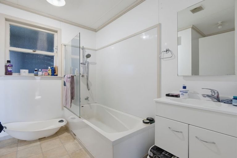 Photo of property in 26 Brookland Road, Western Heights, Rotorua, 3015