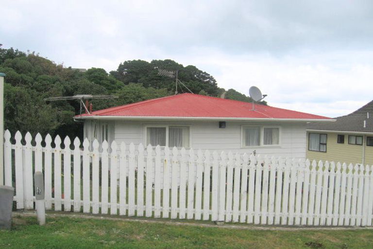 Photo of property in 5 Twomey Grove, Houghton Bay, Wellington, 6023