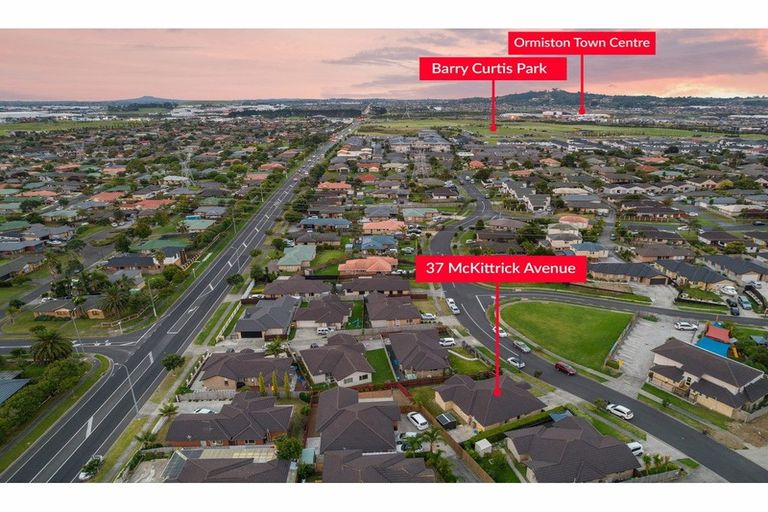 Photo of property in 37 Mckittrick Avenue, Flat Bush, Auckland, 2019