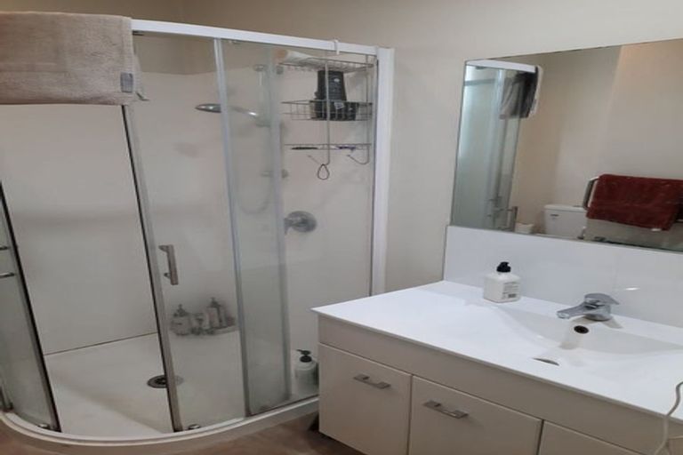 Photo of property in 26 Wilson Street, Newtown, Wellington, 6021