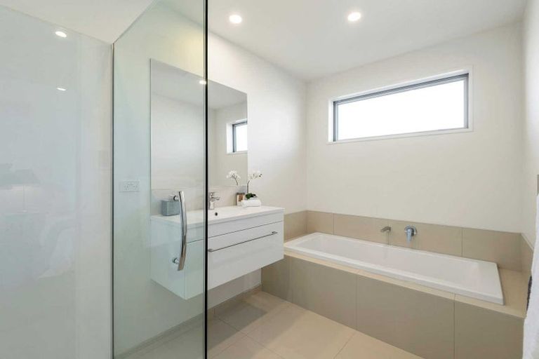 Photo of property in 14 Maka Lane, Halswell, Christchurch, 8025