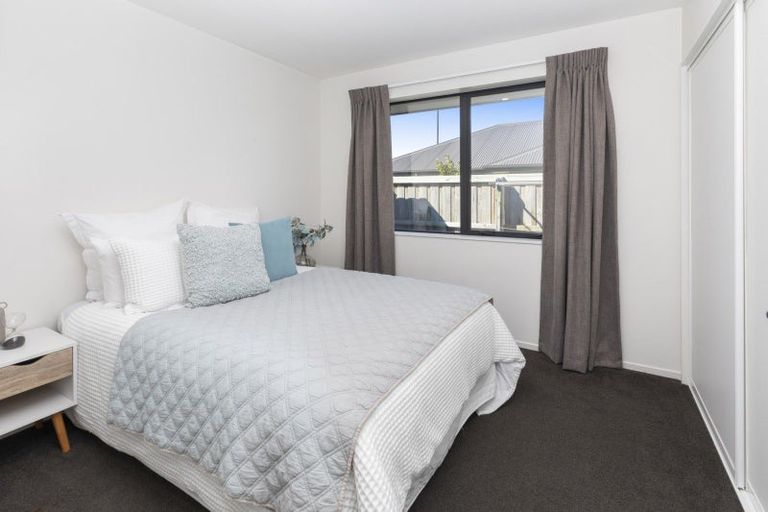 Photo of property in 66 Broadway Parade, Rolleston, 7615