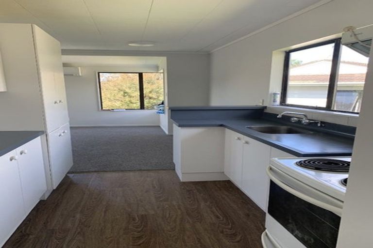 Photo of property in 28 Tristram Avenue, Forrest Hill, Auckland, 0620