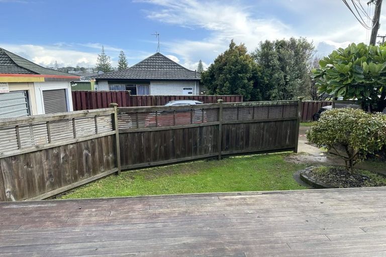 Photo of property in 3/149 Shakespeare Road, Milford, Auckland, 0620