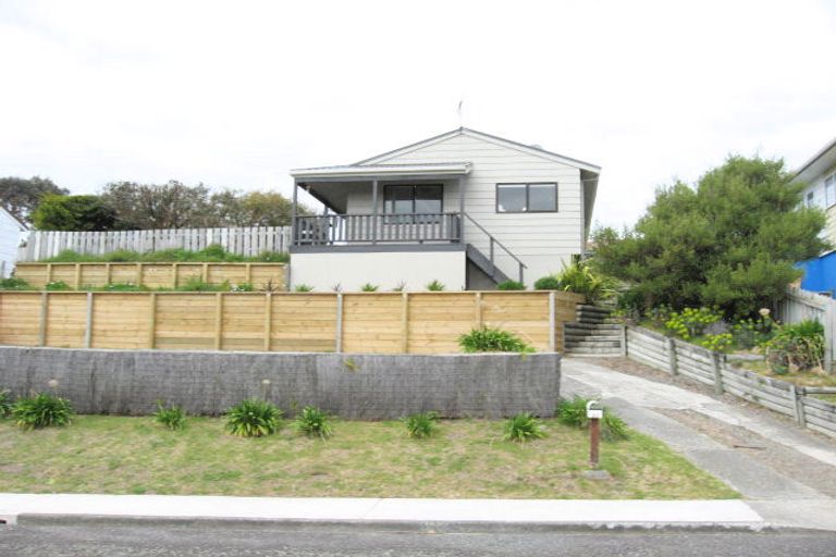 Photo of property in 30 Pitoitoi Street, Otaihanga, Paraparaumu, 5036