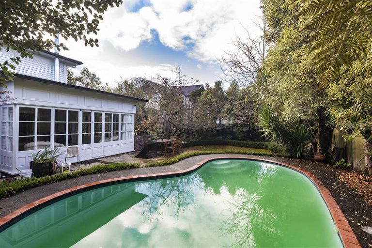 Photo of property in 56 Knowles Street, St Albans, Christchurch, 8052