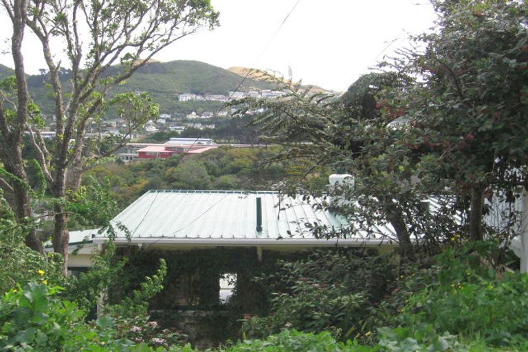 Photo of property in 78 Tarawera Road, Johnsonville, Wellington, 6037