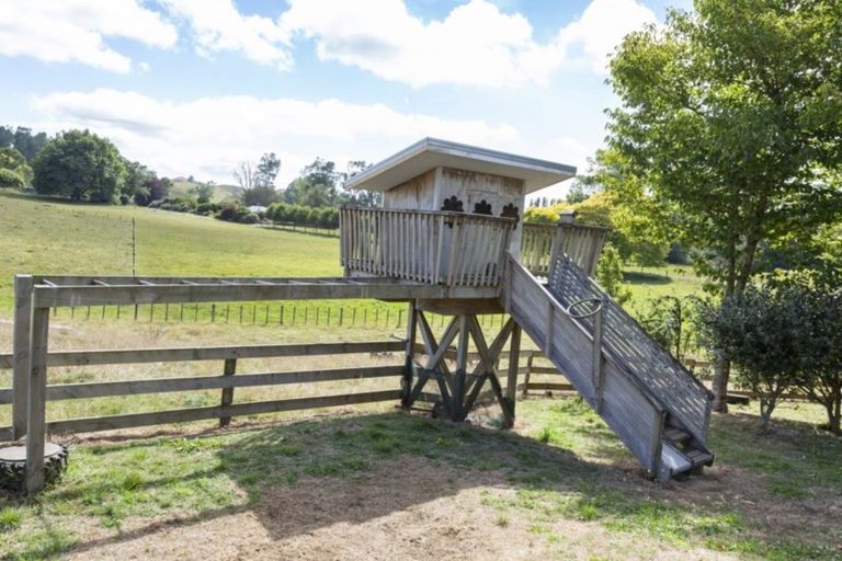 Photo of property in 1457a East Road, Douglas, Stratford, 4392