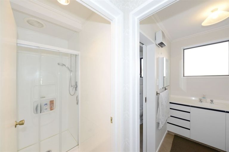 Photo of property in 448c Harewood Road, Harewood, Christchurch, 8051