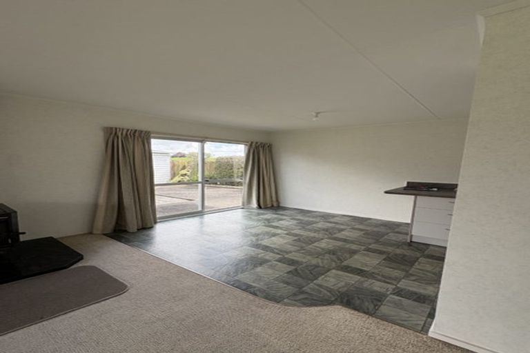 Photo of property in 26a Chelmarsh Place, Highbury, Palmerston North, 4412
