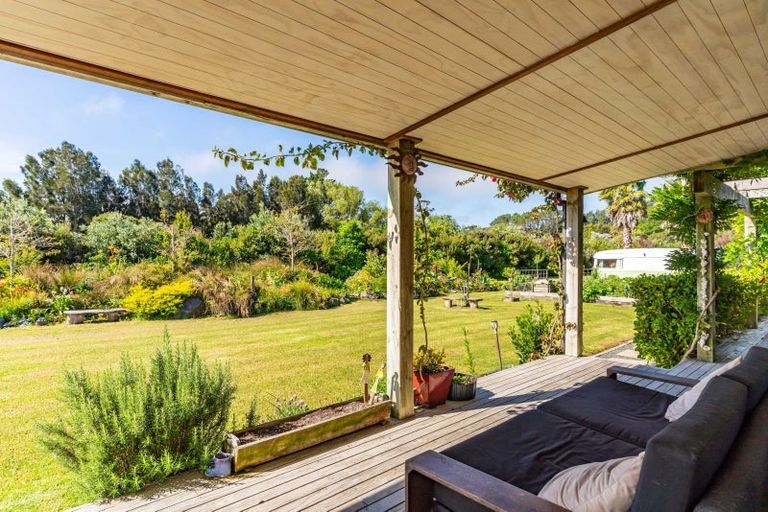 Photo of property in 32 Thelma Road, Mangawhai Heads, Mangawhai, 0505