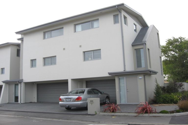 Photo of property in 2a Kenilworth Street, Addington, Christchurch, 8024