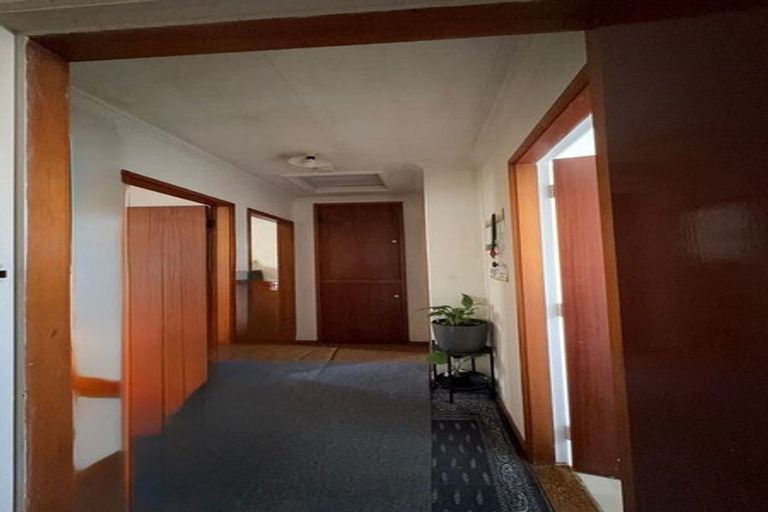 Photo of property in 2 Joseph Grove, Elderslea, Upper Hutt, 5018